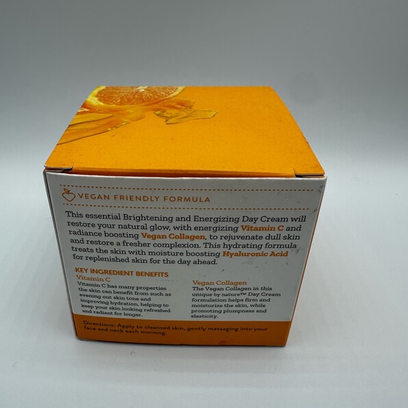 Vitamin C + Collagen Day Cream - Orange - Picture 5 of 5